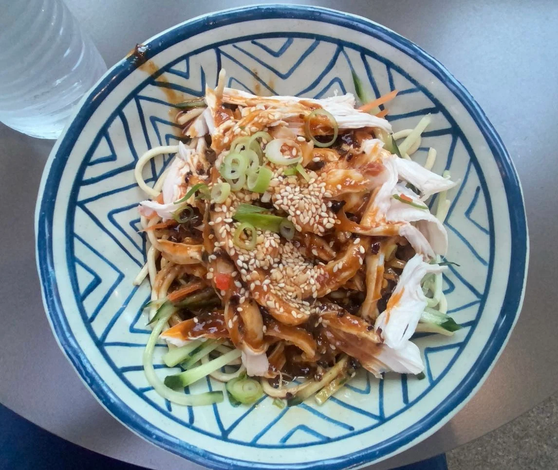 delicious shredded chicken cold noodles 绝味鸡丝凉面, That Noodle Garden City